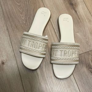 NEW Women's Nat Slide Sandals - A New Day - Crème size 9